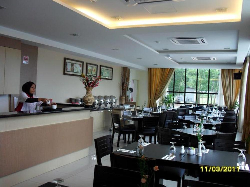 Sutera Hotel Seremban Extérieur photo