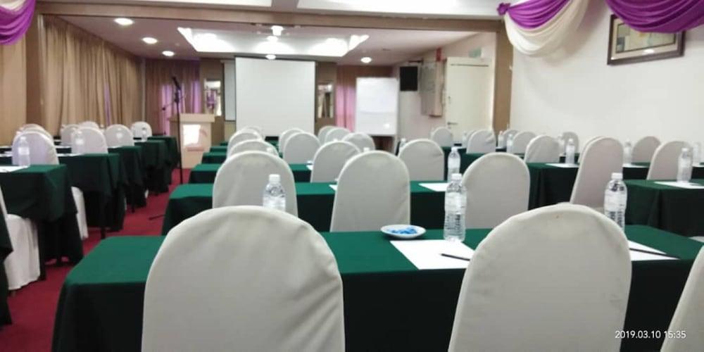 Sutera Hotel Seremban Extérieur photo