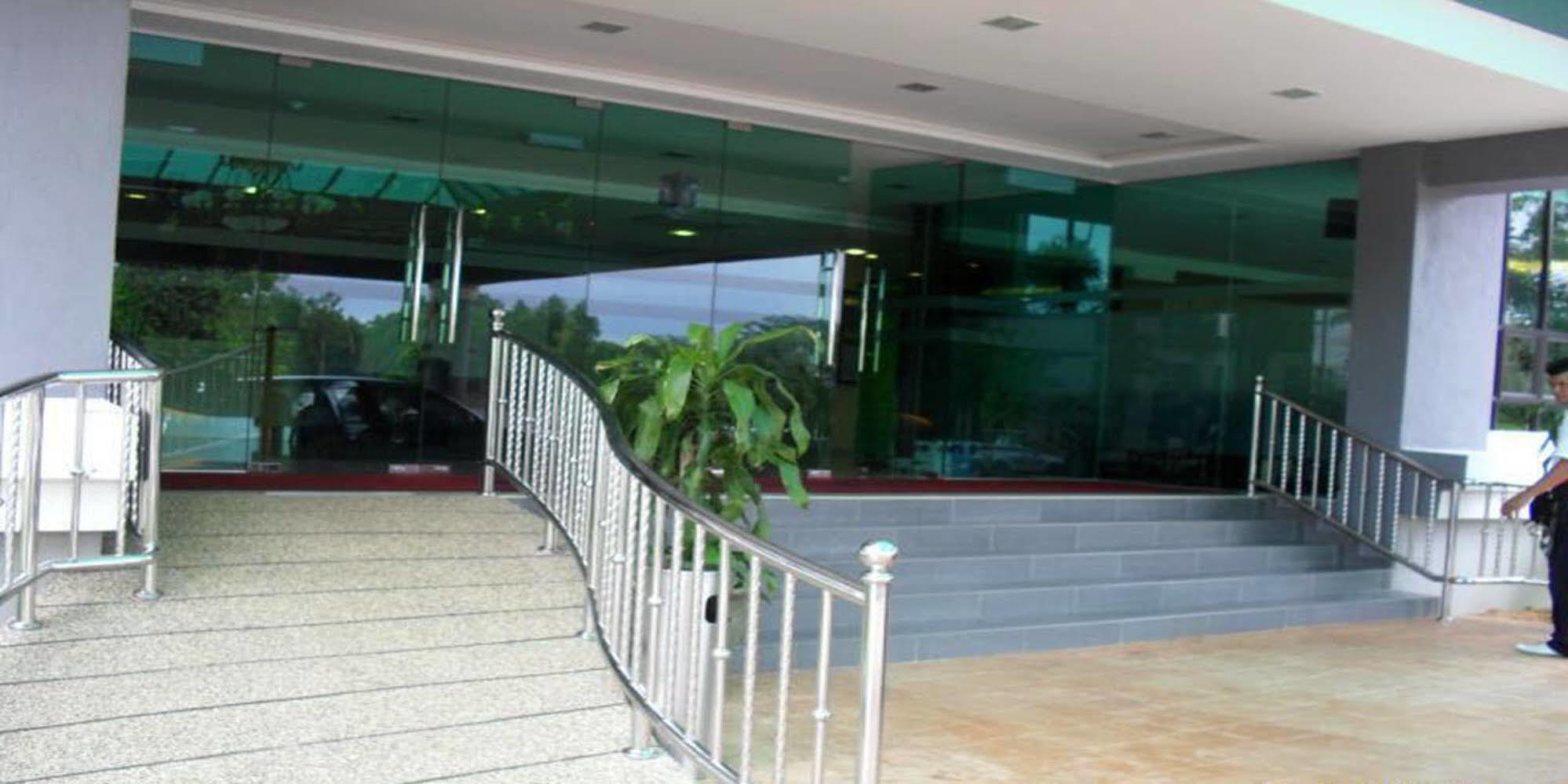 Sutera Hotel Seremban Extérieur photo